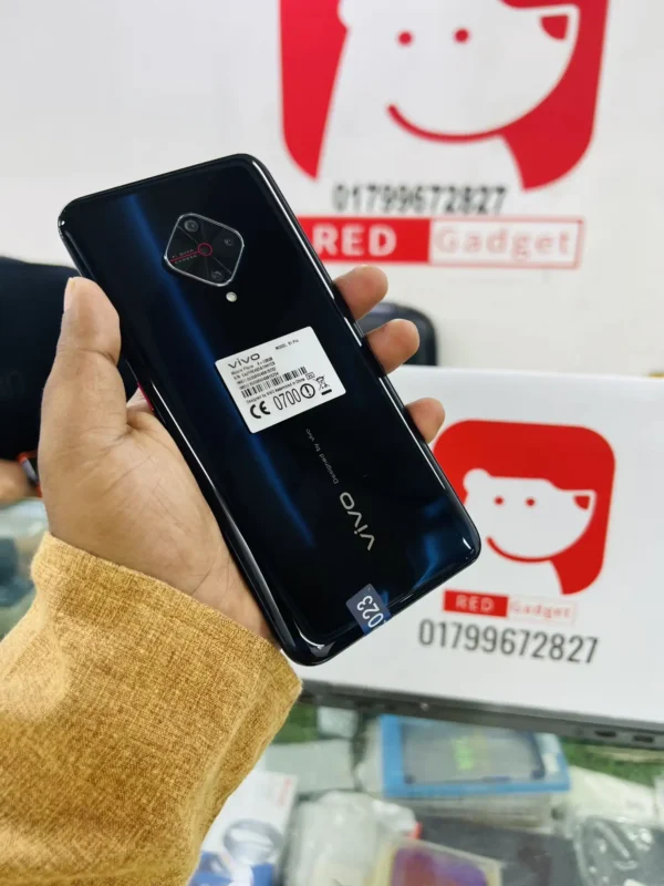 Vivo S1 Pro 8/128 জিবি 8900 টাকা